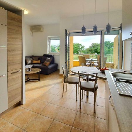 Ferienwohnung Lastovka Posesi Medulin Exterior foto