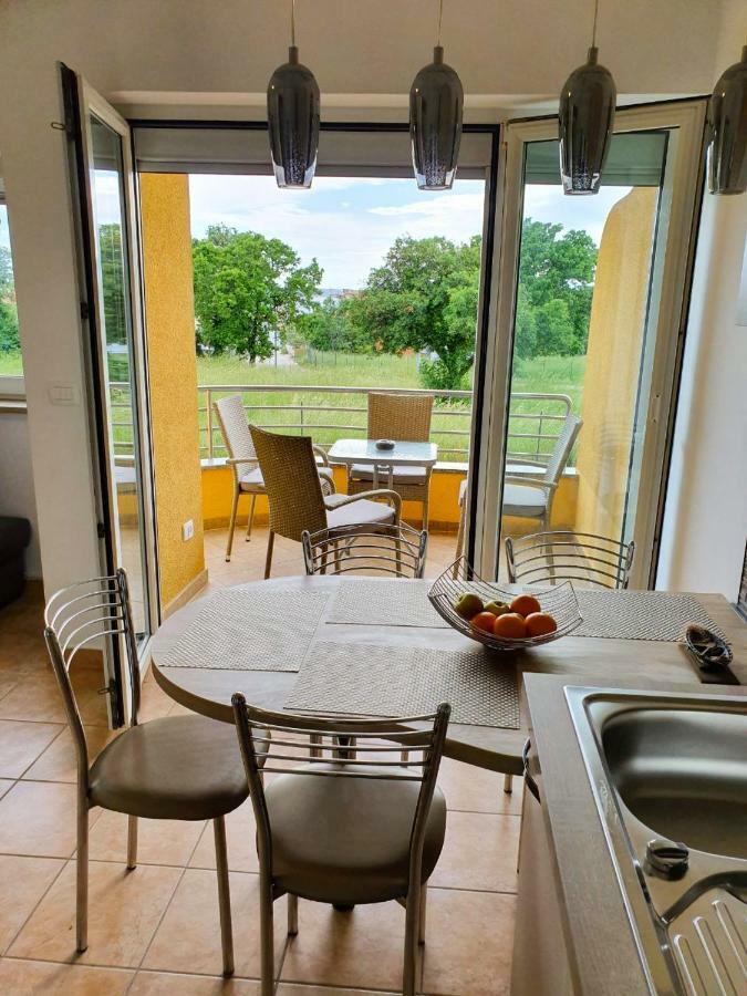 Ferienwohnung Lastovka Posesi Medulin Exterior foto